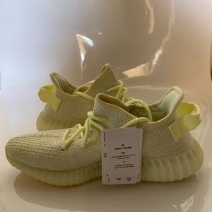 Yeezy Butter Size 7 (typically half size larger)